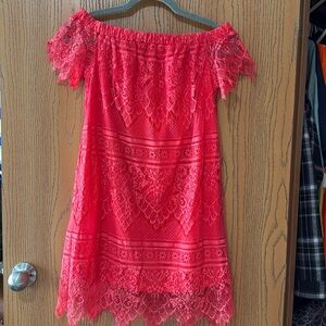 Lace on the shoulder dress